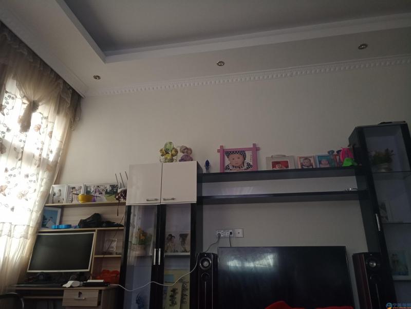 P90221-090739.jpg